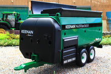 Load image into Gallery viewer, 43359 Britains Keenan MechFiber 365 Diet Feeder Wagon