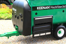 Load image into Gallery viewer, 43359 Britains Keenan MechFiber 365 Diet Feeder Wagon