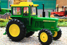 Load image into Gallery viewer, 43362 Britains John Deere 4020 Tractor with Cab