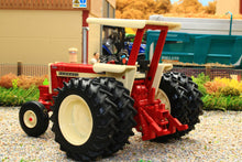 Load image into Gallery viewer, 43363 Britains 1:32 Scale IH Farmhall 1206 2WD Tractor with Duals Limited Edition Prestige Model