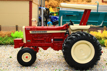 Load image into Gallery viewer, 43363 Britains 1:32 Scale IH Farmhall 1206 2WD Tractor with Duals Limited Edition Prestige Model