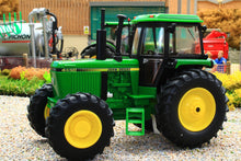 Load image into Gallery viewer, 43364 Britains John Deere 4450 Tractor