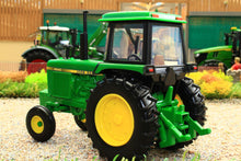 Load image into Gallery viewer, 43376 Britains 1:32 Scale John Deere 4240 2wd Heritage Tractor