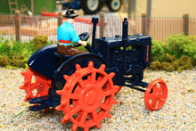 Load image into Gallery viewer, 43378 Britains Fordson Major with Steel Wheels - Limited Editon