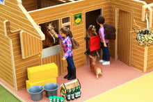 Load image into Gallery viewer, Bt1000 Equestrian Centre With Free Bt1060 Horse & Foal Set! Department (All Scales)