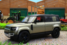 Load image into Gallery viewer, BUR2110 BURAGO 1:24 Scale New Land Rover Defender 110 in Green with Black Roof