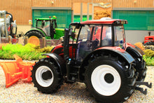 Load image into Gallery viewer, BUR44084 Burago 132 Scale Valtra N174 4WD Tractor with front mounted blade