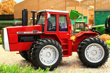 Load image into Gallery viewer, ERT16439 Ertl 1:32 Scale Massey Ferguson 4880 4WD Tractor Prestige Collection