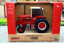 Load image into Gallery viewer, ERT44287 Ertl 1:32 Scale International IH 1486 2WD Tractor