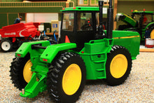Load image into Gallery viewer, ERT45020 Ertl 1:32 Scale John Deere 8760 4wd Articulated Tractor