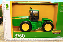 Load image into Gallery viewer, ERT45020 Ertl 1:32 Scale John Deere 8760 4wd Articulated Tractor