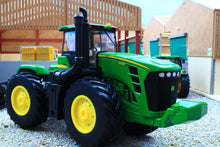 Load image into Gallery viewer, ERT45922 ERTL 1:32 Scale John Deere 9430 Articulated 4WD Tractor