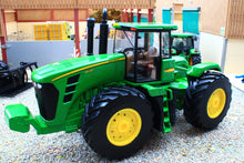Load image into Gallery viewer, ERT45922 ERTL 1:32 Scale John Deere 9430 Articulated 4WD Tractor