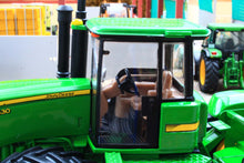 Load image into Gallery viewer, ERT45922 ERTL 1:32 Scale John Deere 9430 Articulated 4WD Tractor