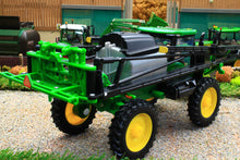 Load image into Gallery viewer, ERT47399 ERTL 132 Scale John Deere 412R Self Propelled Crop Sprayer