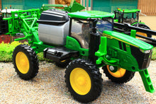 Load image into Gallery viewer, ERT47399 ERTL 132 Scale John Deere 412R Self Propelled Crop Sprayer