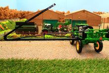 Load image into Gallery viewer, ERT47399 ERTL 132 Scale John Deere 412R Self Propelled Crop Sprayer