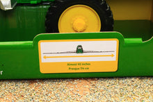 Load image into Gallery viewer, ERT47399 ERTL 132 Scale John Deere 412R Self Propelled Crop Sprayer