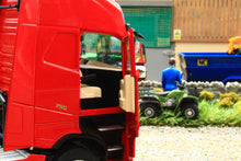 Load image into Gallery viewer, MM2320-03 Marge Models Volvo FH5 750 4x2 Red