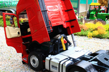 Load image into Gallery viewer, MM2321-03 Marge Models Volvo FH5 750 6x2 Red