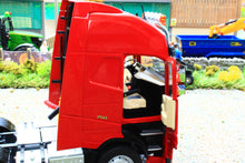 Load image into Gallery viewer, MM2321-03 Marge Models Volvo FH5 750 6x2 Red