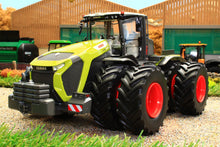Load image into Gallery viewer, MM2327 Marge Models Claas Xerion 12.590 Track with Dual Tyres