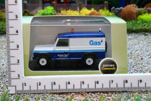 Load image into Gallery viewer, OXF76DEF019 Oxford Diecast 1:76 Scale Land Rover Defender LWB British Gas