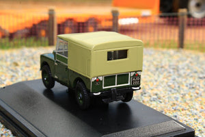OXF76LAN188009 Oxford Diecast 1:76 Scale Land Rover 88 Canvas in Bronze Green