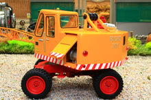 Load image into Gallery viewer, SCH7768 Schuco 1:32 Scale Fuchs 301 Geel Crane