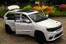 Load image into Gallery viewer, TAY32170011 TAYUMO 1:32 Scale Jeep Grand Cherokee Trackhawk in white with lights and sound