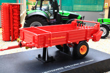 Load image into Gallery viewer, UH6496 Universal Hobbies 1:32 Scale Schuitemaker SMS Dung Spreader
