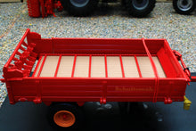 Load image into Gallery viewer, UH6496 Universal Hobbies 1:32 Scale Schuitemaker SMS Dung Spreader