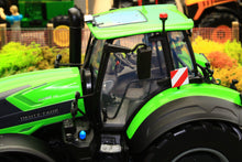 Load image into Gallery viewer, UH6606 Universal Hobbies 1:32 Scale Deutz-Fahr 8280 TTV Standard Green Tractor