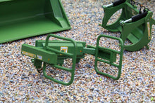 Load image into Gallery viewer, W7383 WIKING FRONT LOADER SET IN FENDT GREEN