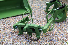 Load image into Gallery viewer, W7383 WIKING FRONT LOADER SET IN FENDT GREEN