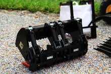 Load image into Gallery viewer, W7386 WIKING FRONT LOADER - SET B -  IN BLACK