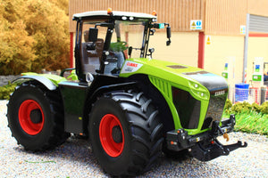 W7853 Wiking Claas Xerion 4500 Tractor Tractors And Machinery (1:32 Scale)