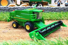Load image into Gallery viewer, 1876 SIKU 187 SCALE JOHN DEERE 9680I COMBINE HARVESTER