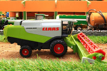 Load image into Gallery viewer, 1991 SIKU 150 SCALE CLAAS LEXION 600 COMBINE HARVESTER