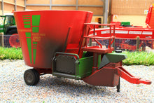 Load image into Gallery viewer, 2450(w) WEATHERED Siku Strautmann Verti-mix 1250 Fodder Mixing Wagon