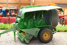 Load image into Gallery viewer, 2465(w) WEATHERED SIKU JOHN DEERE ROUND BALER