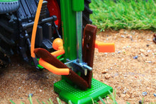 Load image into Gallery viewer, 2468 SIKU LOG SPLITTER WITH LOGS