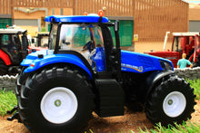 Load image into Gallery viewer, 3273 SIKU NEW HOLLAND T8.390 TRACTOR