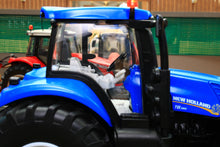 Load image into Gallery viewer, 3273 SIKU NEW HOLLAND T8.390 TRACTOR