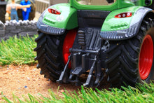 Load image into Gallery viewer, 3285 SIKU FENDT 724 VARIO TRACTOR