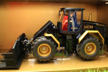 Load image into Gallery viewer, 3663S SIKU 1:32 SCALE JCB AGRI WHEEL LOADER IN BLACK GOLD LIMITED EDITION