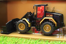 Load image into Gallery viewer, 3663S SIKU 1:32 SCALE JCB AGRI WHEEL LOADER IN BLACK GOLD LIMITED EDITION