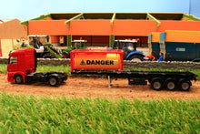 Load image into Gallery viewer, 3922 SIKU MERCEDES BENZ ACROS TRUCK WITH TANK CONTAINER (1:50 Scale)