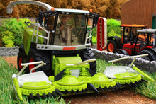 Load image into Gallery viewer, 4058 Siku Class Jaguar 960 Forage Harvester