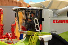 Load image into Gallery viewer, 4258 SIKU CLAAS LEXION 770 COMBINE HARVESTER ON TRACKS